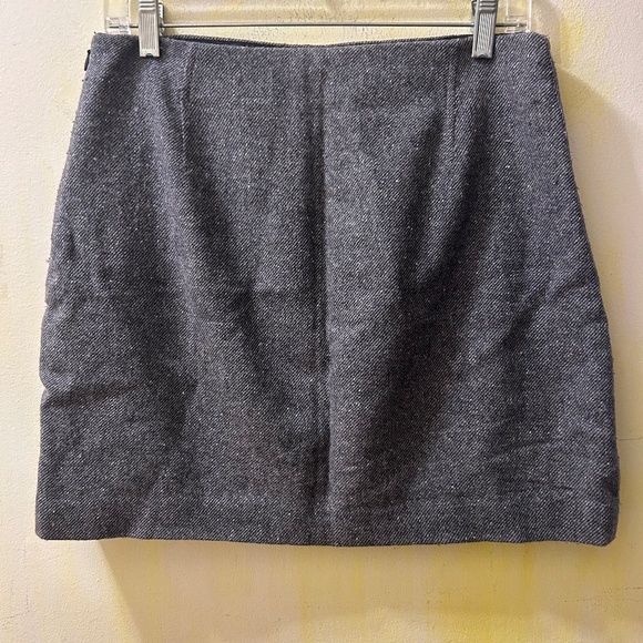 Wool mini skirt fully lined - Picture 1 of 6